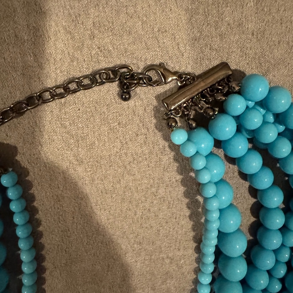 Elegant Blue Beaded Necklace